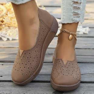 Damen luftige Slip-On Ballerinas mit filigranem Lochmuster Drune