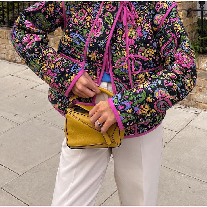Damen Modische Steppjacke mit floralem Muster und praktischen Taschen Drune