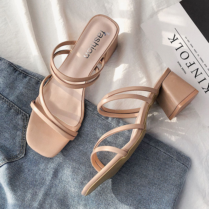 Damen elegante Absatzsandalen mit raffinierten Riemen Drune