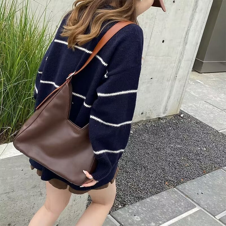 Damen Strickjacke mit zwei aufgesetzten Taschen und kontrastierenden Streifen Drune