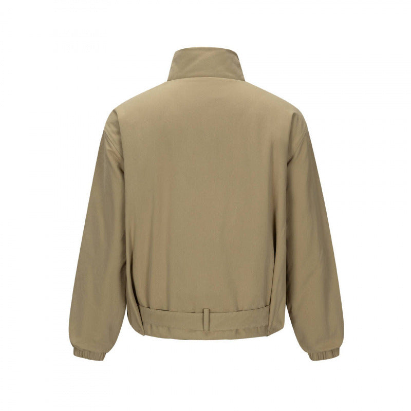 Herren Kurze technische Blousonjacke mit hohem Stehkragen, Taillengürtel und elastischen Bündchen Drune