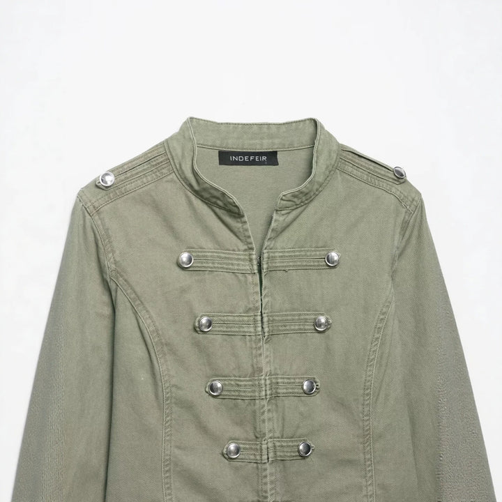 Damen 10+ taillierte Cropped Militärjacke im Vintage‑Look mit dekorativer Metallknopfleiste Drune