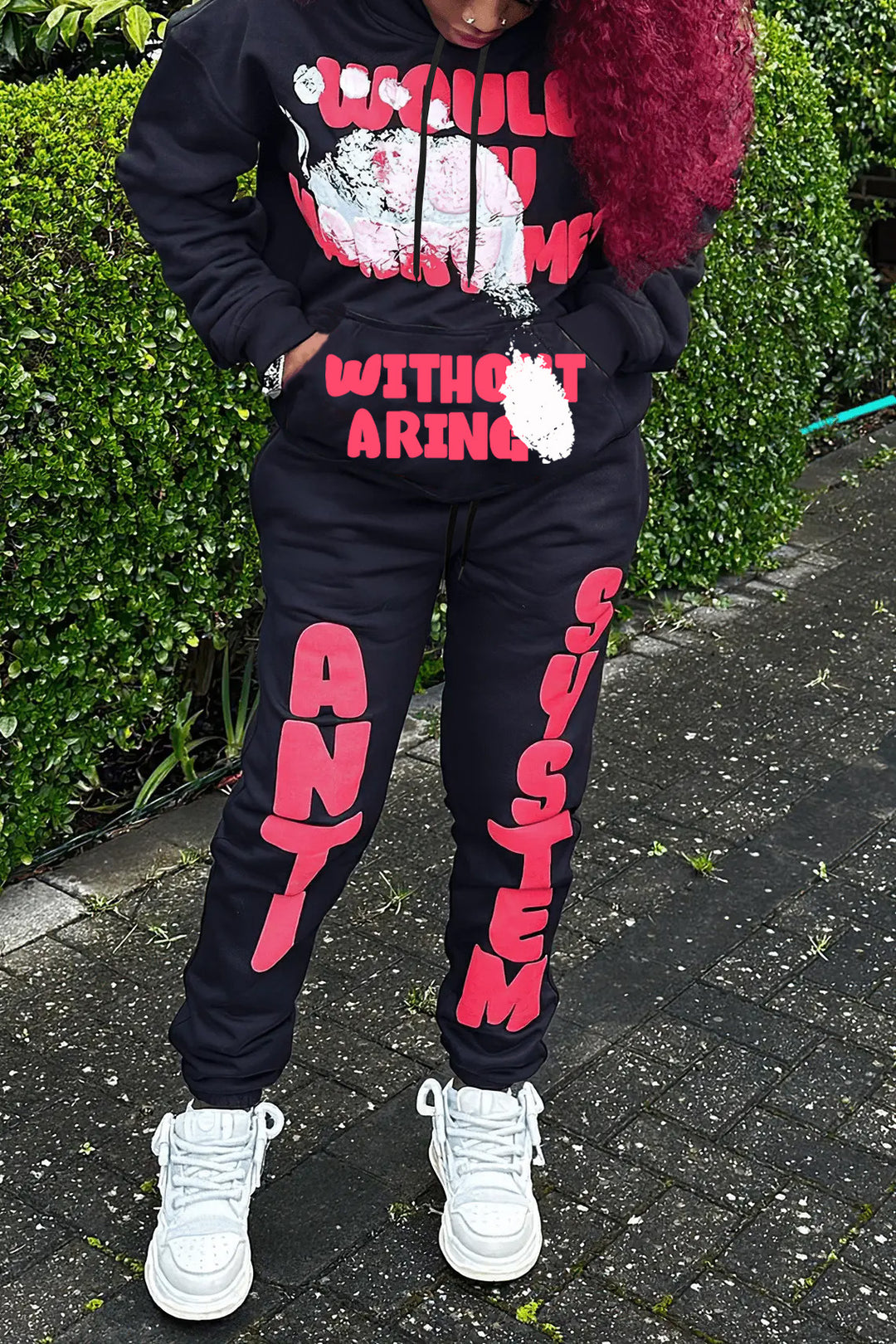 Damen Sportliches Sweatpants und Hoodie Set mit auffälligem Schriftzug Drune
