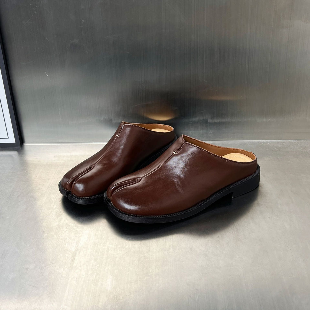 Damen modische Clogs mit einzigartigem Design und bequemer Schnallenverzierung Drune