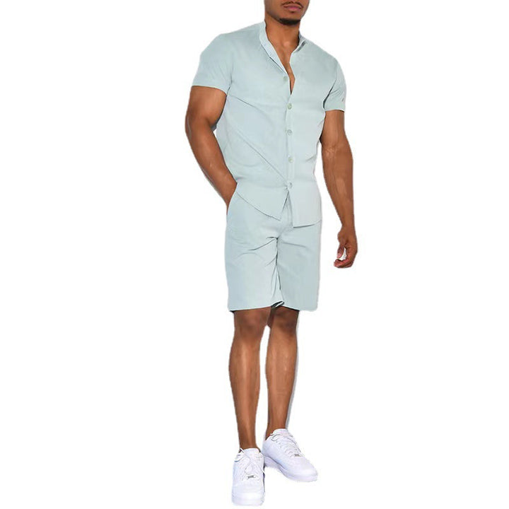 Herren modernes Kurzarmhemd mit eckigem Kragen und sportlichen Shorts Drune