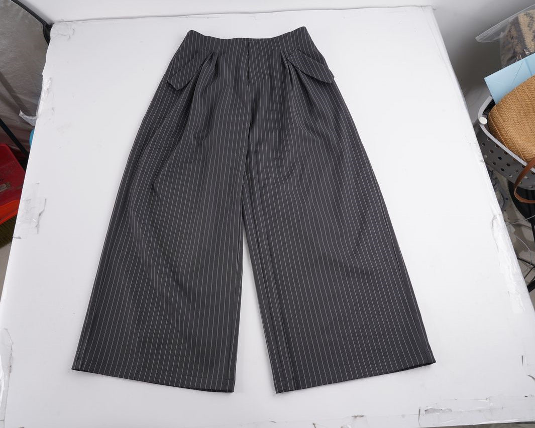 Damen Hochtaillierte Nadelstreifen Palazzo-Hose mit weitem Bein und dekorativen Seitenschlitzen Drune