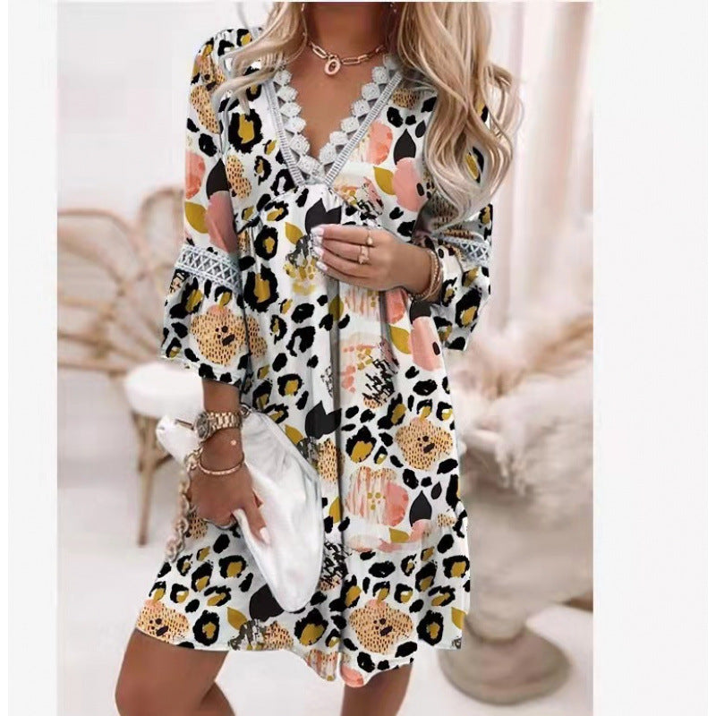 Damen Blumiges Tunika-Kleid mit Spitzenakzenten Drune