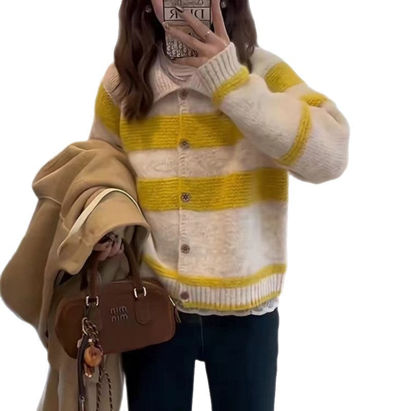 Damen Strickjacke mit breiten Streifen und femininem Kragen Drune