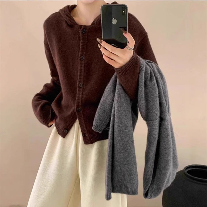 Damen gestrickte Jacke mit Kapuze und Knopfverschlüssen Drune