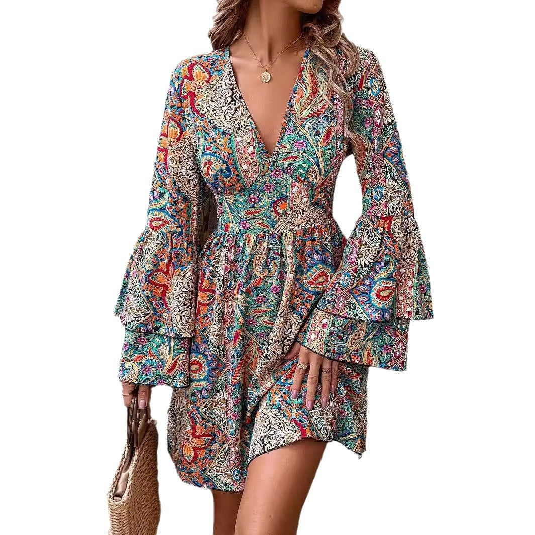 Damen nan Boho-Minikleid mit tiefem V-Ausschnitt, Trompetenärmeln und geraffter Taille Drune