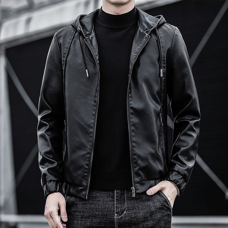 Herren Kapuzen‑Lederblouson im urbanen Minimalstil mit Fleece‑Innenfutter und Reißverschlusstaschen Drune