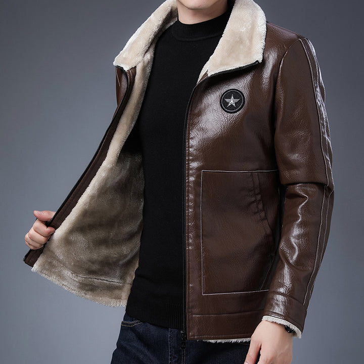 Herren Kunstleder‑Fliegerjacke mit durchgehendem Teddyfutter und Stehkragen Drune
