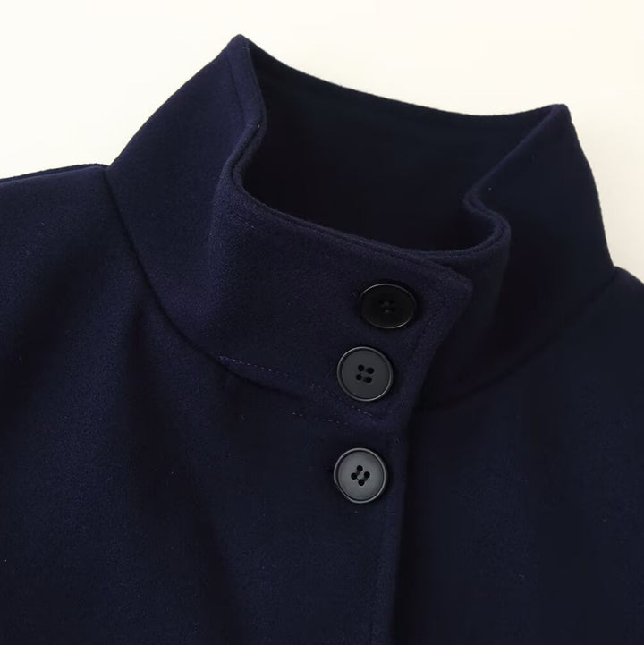 Damen Kurze kastige Jacke mit Stehkragen und durchgehender Knopfleiste Drune