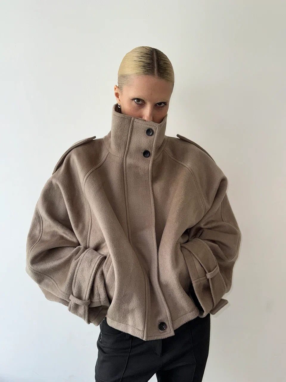 Damen Oversized Wolljacke mit elegantem Schnitt und praktischen Taschen Drune