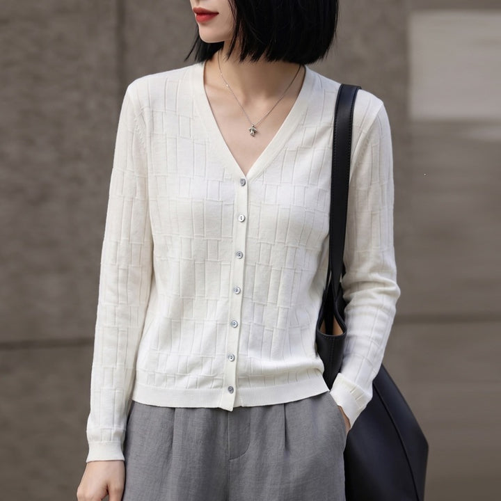 Damen V‑Ausschnitt-Feinstrickcardigan mit strukturierter Blockoptik und durchgehender Knopfleiste Drune