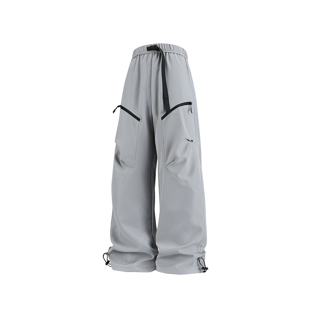 Herren Weite Technical‑Cargo‑Hose mit Tunnelzugbund, verstellbaren Beinabschlüssen und Reißverschlusstaschen Drune