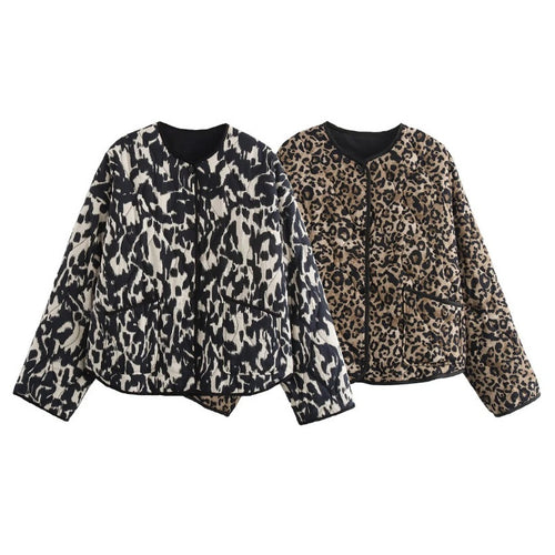 Damen 60+ gesteppte Kurzblousonjacke im Animalprint mit Rundhals und aufgesetzten Taschen Drune