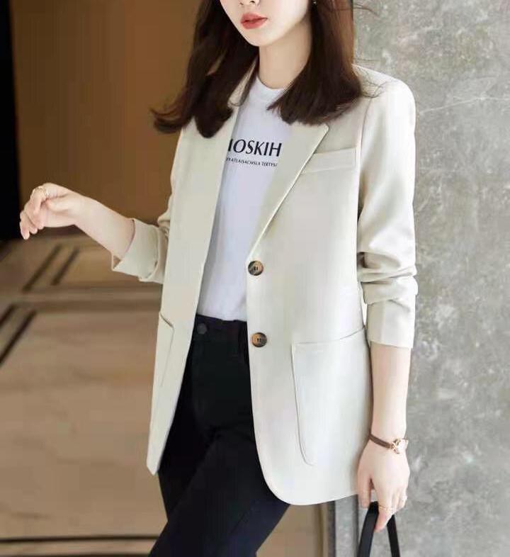Damen Eleganter und moderner Blazer mit aufgesetzten Taschen Drune