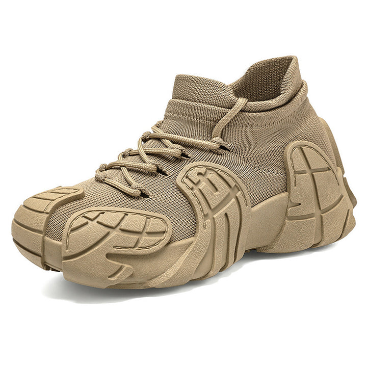 Herren nan massiver Sneaker mit sockenähnlichem Strickschaft, geformten Gummiapplikationen und griffiger Profilsohle Drune