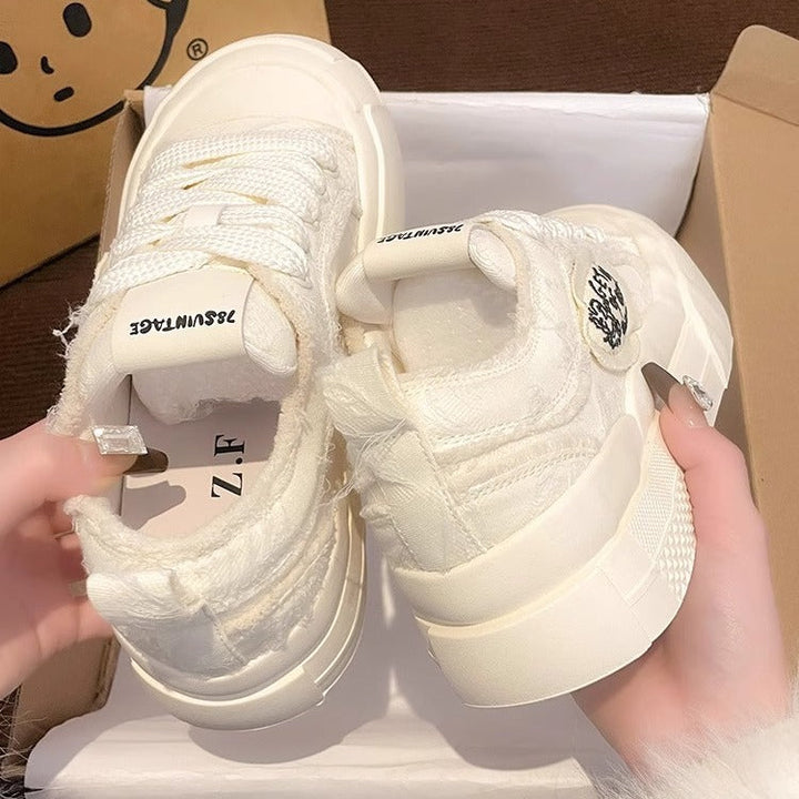Damen Exklusive Trend-Sneaker mit weichem Obermaterial und besonders dämpfender Sohle Drune