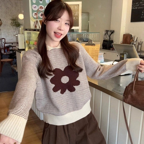 Damen gestreifter Pullover mit floraler Applikation und lässigem Schnitt