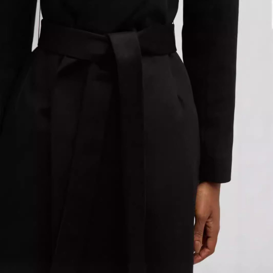 Damen Einreihiger Midilanger Mantel im Clean-Cut mit Taillengürtel und dezenter Pattentasche Drune
