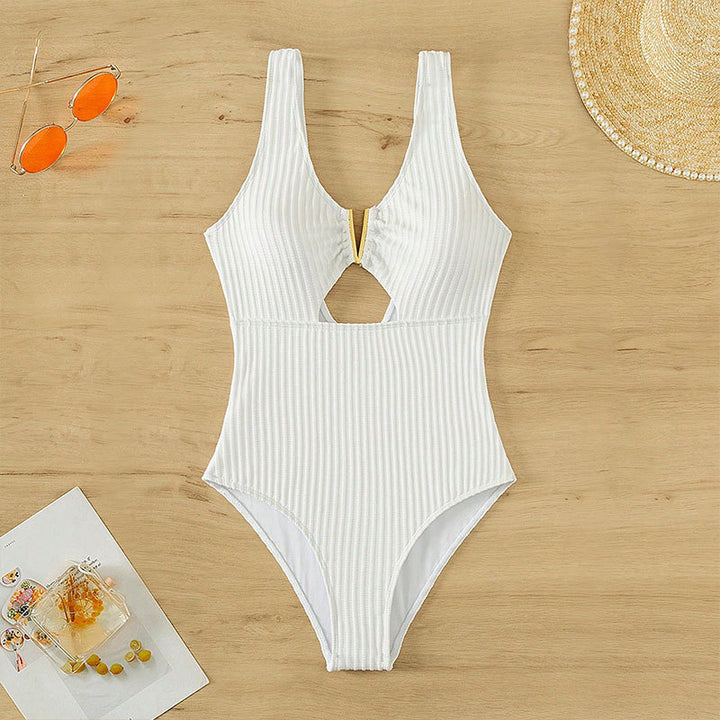 Damen Einteiler Badeanzug mit modischem Cut-Out und goldenen Akzenten Drune