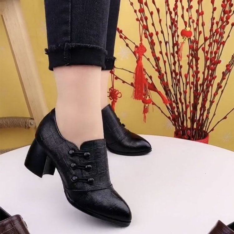Damen Elegante Spitze Slipper‑Pumps mit niedrigem Blockabsatz und strukturierter Lederoptik Drune