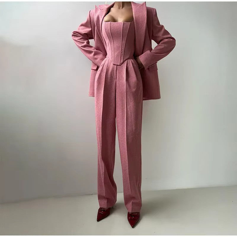 Damen Blazer-Anzug mit figurbetontem Oberteil und weiten Beinen Drune