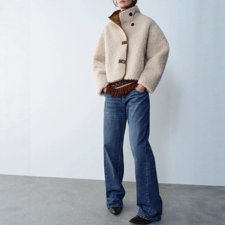 Damen Kurzblouson aus Velourslederoptik mit Teddyfutter und weitem Umlegekragen Drune