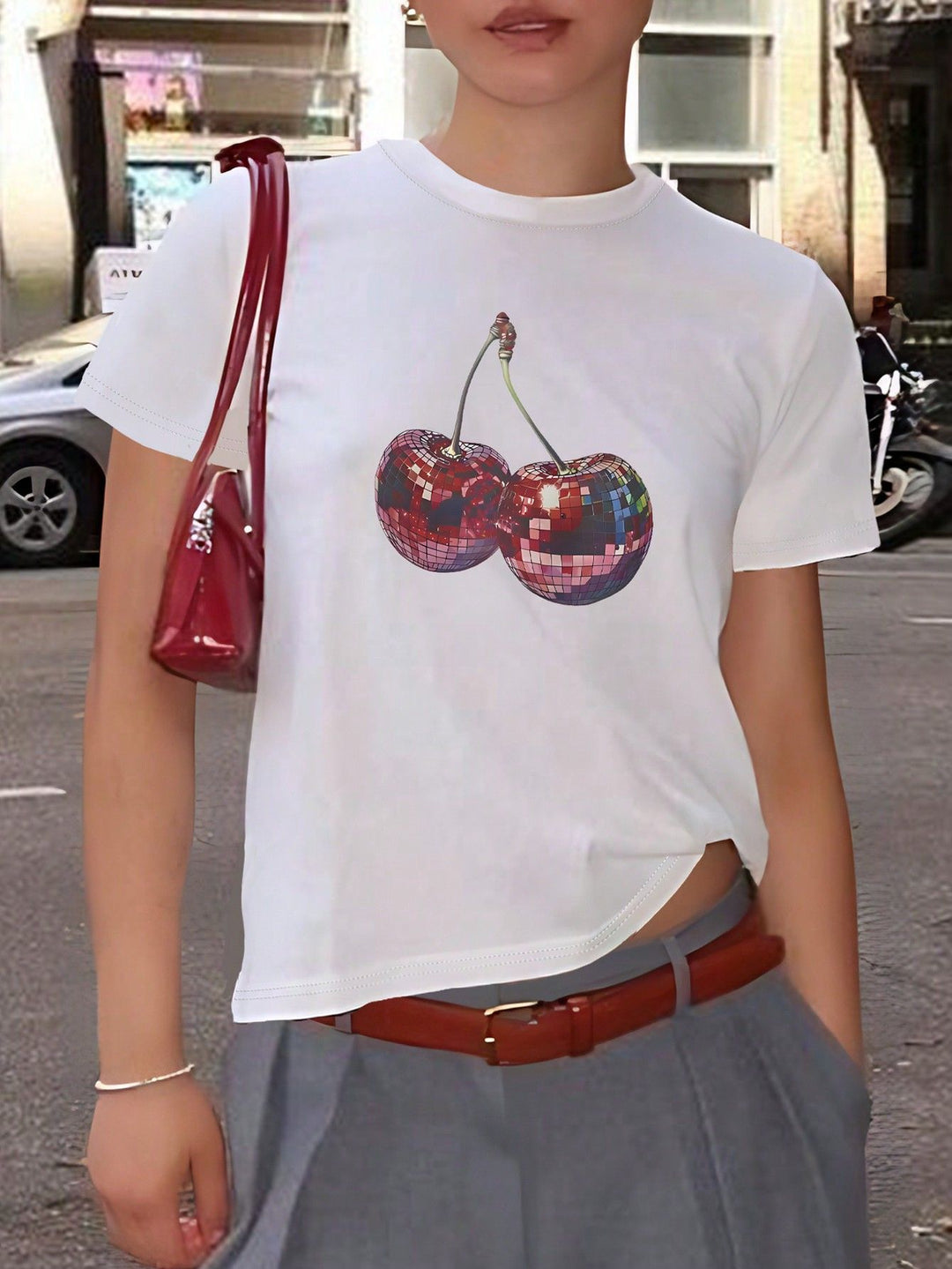 Damen T-Shirt mit kreativem Kirschmotiv und funkelndem Glitzereffekt Drune