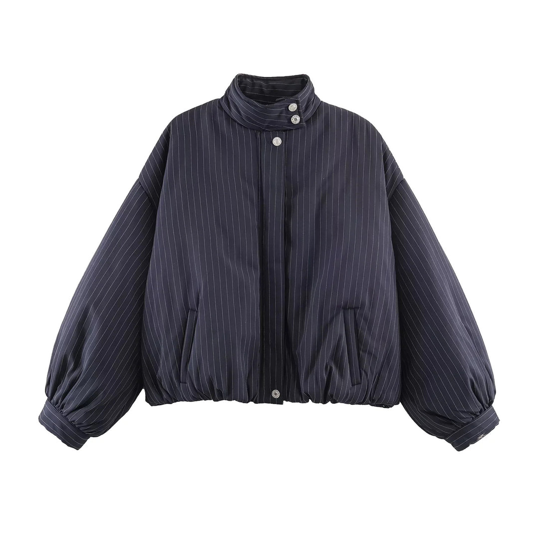 Damen nan oversized gesteppte Bomberjacke mit hohem Stehkragen und feinem Nadelstreifen Drune