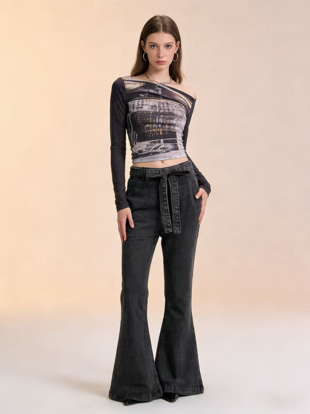 Damen Flared Jeans mit Gürtel und hohem Bund Drune