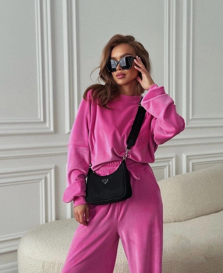 Damen luxuriöses Samt-Relax-Set mit Oversize-Crewneck und hochgeschnittener Gummibund-Jogger Drune