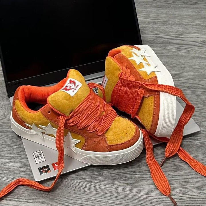 Damen Sportliche Sneaker mit auffälligen Stern-Applikationen Drune