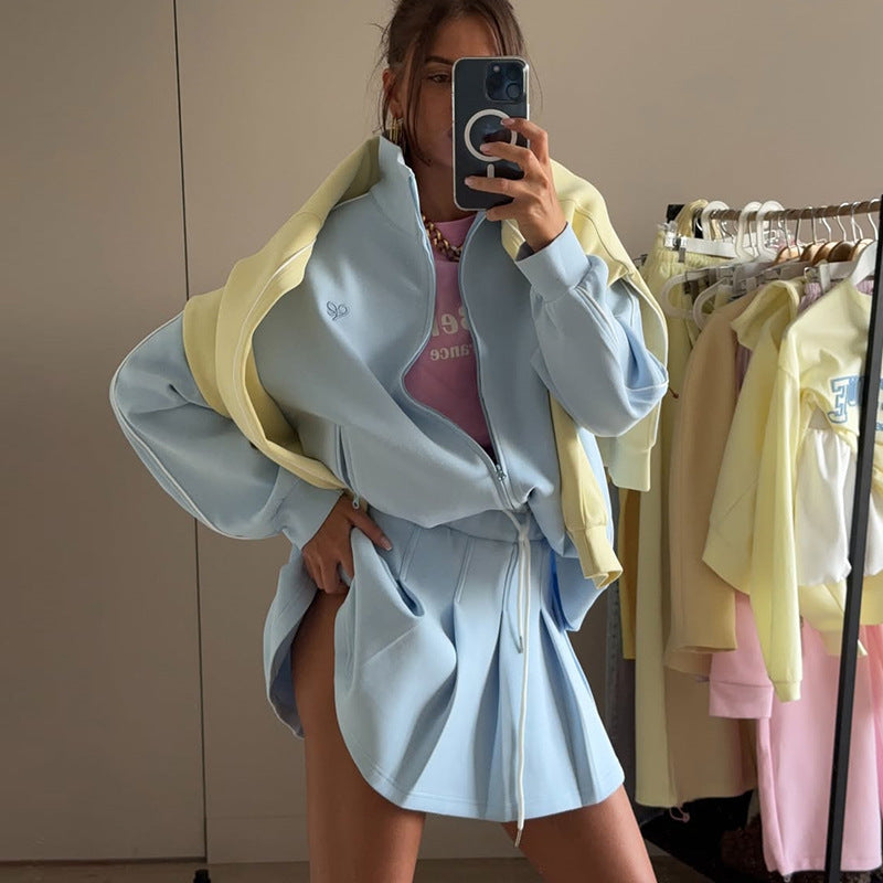 Damen trendige Sport-Loungewear mit komfortablem Oversize-Jacke und Mini-Skirt Drune