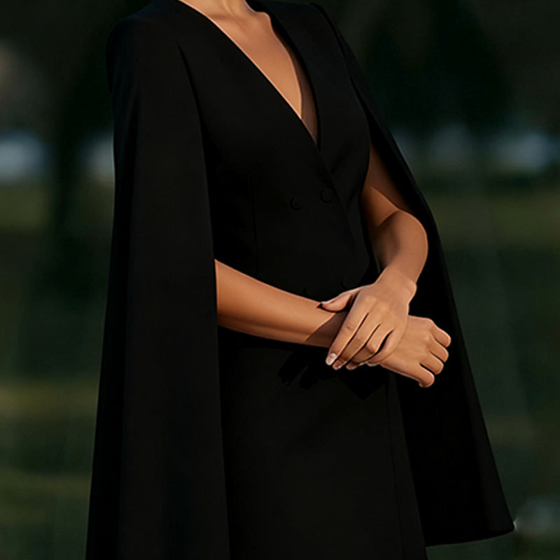 Damen Überwurf Kleid mit Kapuze und doppelter Knopfleiste Drune