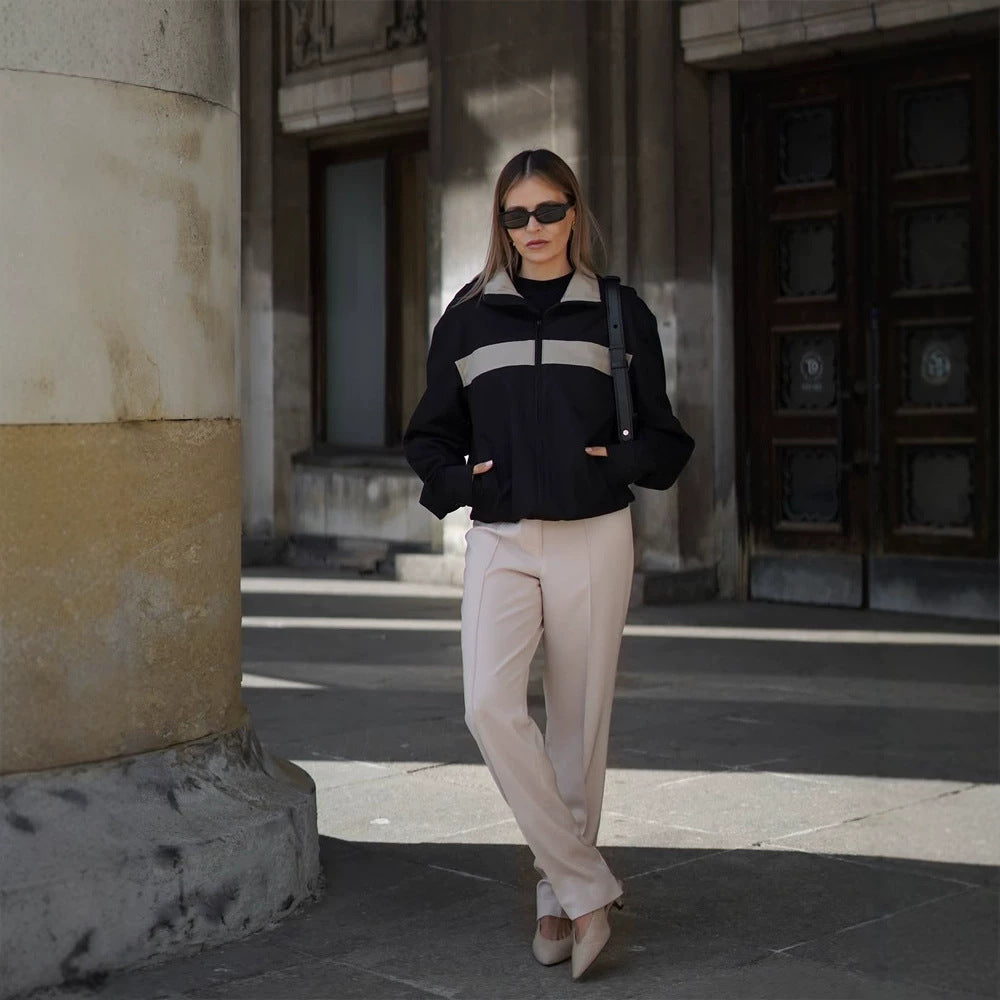Damen Cropped Bomberjacke mit Kontraststreifen, Stehkragen und kastiger Silhouette Drune