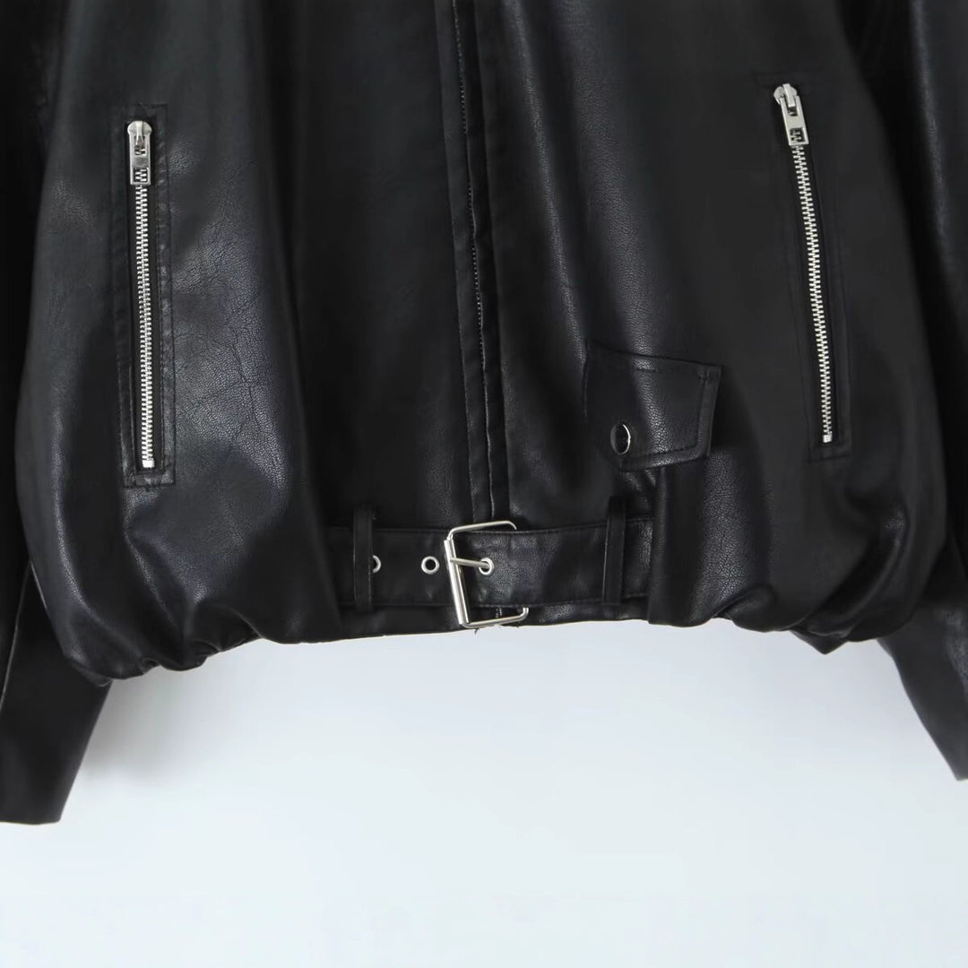 Damen Kunstlederjacke mit hohem Kragen und einzigartigem Design Drune