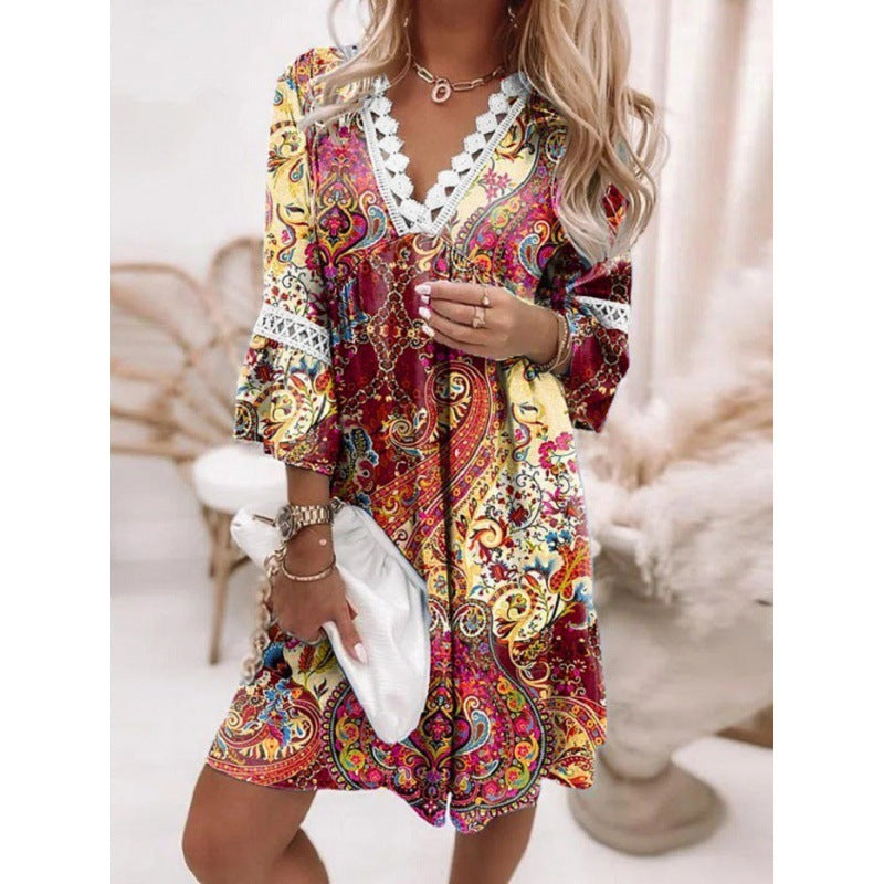 Damen Blumiges Tunika-Kleid mit Spitzenakzenten Drune