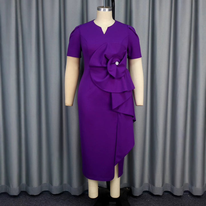 Damen Elegantes Maxikleid mit exquisiter Drapierung und floralen Akzenten Drune