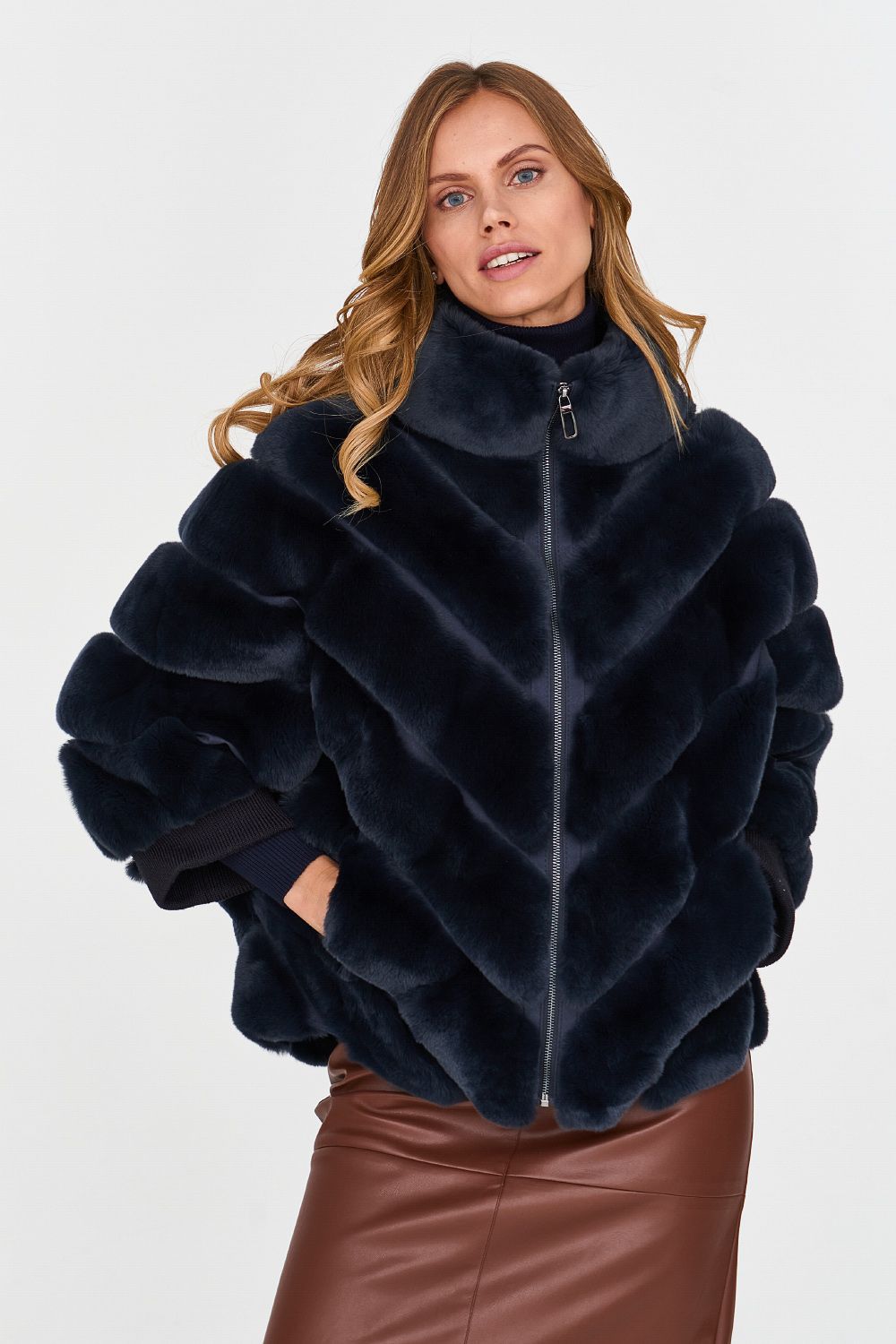 Damen Kuschelige Kunstpelzjacke mit Steppdesign Drune
