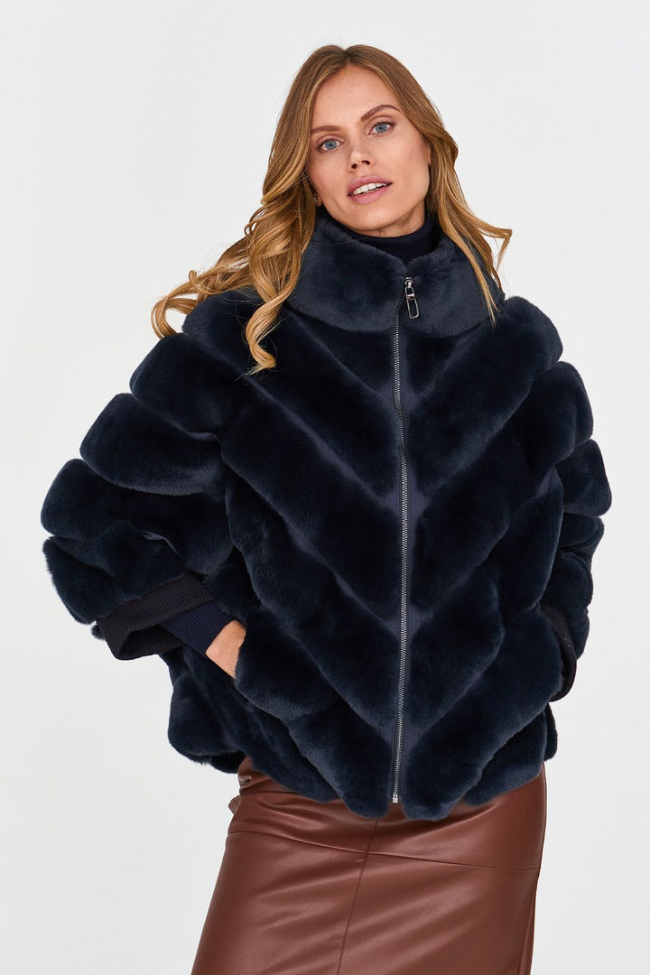 Damen Kuschelige Kunstpelzjacke mit Steppdesign Drune