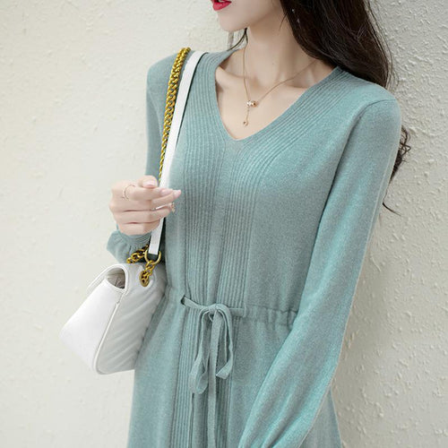 Damen Strickkleid mit taillierbarem Gürtel und fein strukturiertem Oberteil Drune