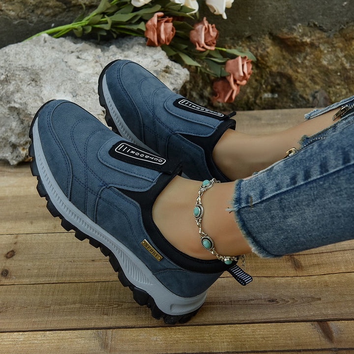 Damen Slip-On Sneakers mit elastischer Einfassung und rutschfester Profilsohle Drune