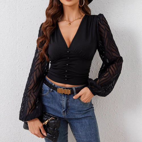 Damen Bluse mit eleganten, transparenten Ärmeln und knopfverzierten Details Drune