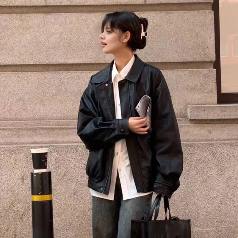 Damen Oversized Lederjacke mit dekorativen Taschen Drune