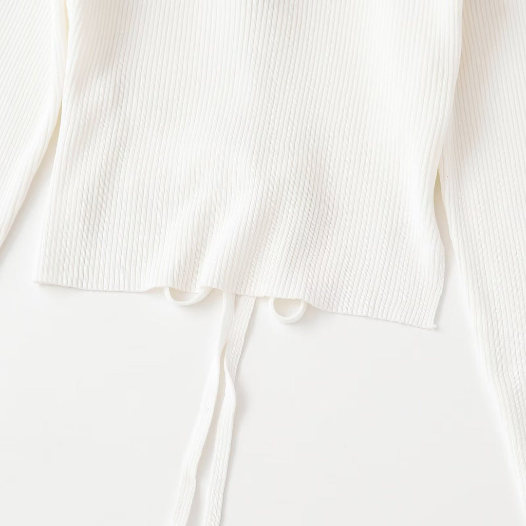 Damen Kurzgeschnittenes Geripptes Feinstrick-Longsleeve mit Tunnelzug Drune