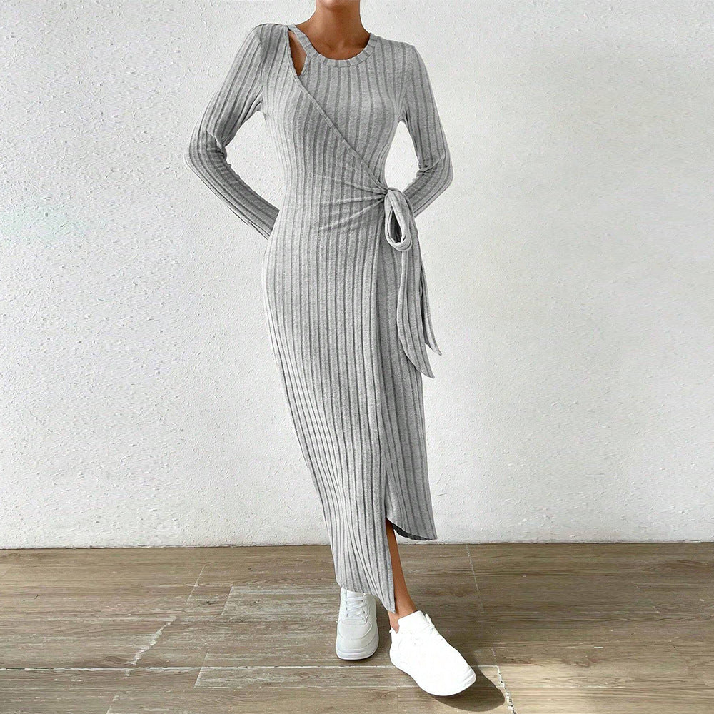 Damen geripptes Midikleid mit Wickeloptik, Taillenbindegürtel, One-Shoulder Cutout und seitlichem Beinschlitz Drune