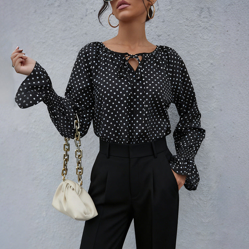 Damen Chiffonbluse mit Polka-Dots, BindDruneand-Ausschnitt und smockgesmokten Manschetten Drune